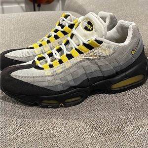 Nike Air Max 95 size 10.5
